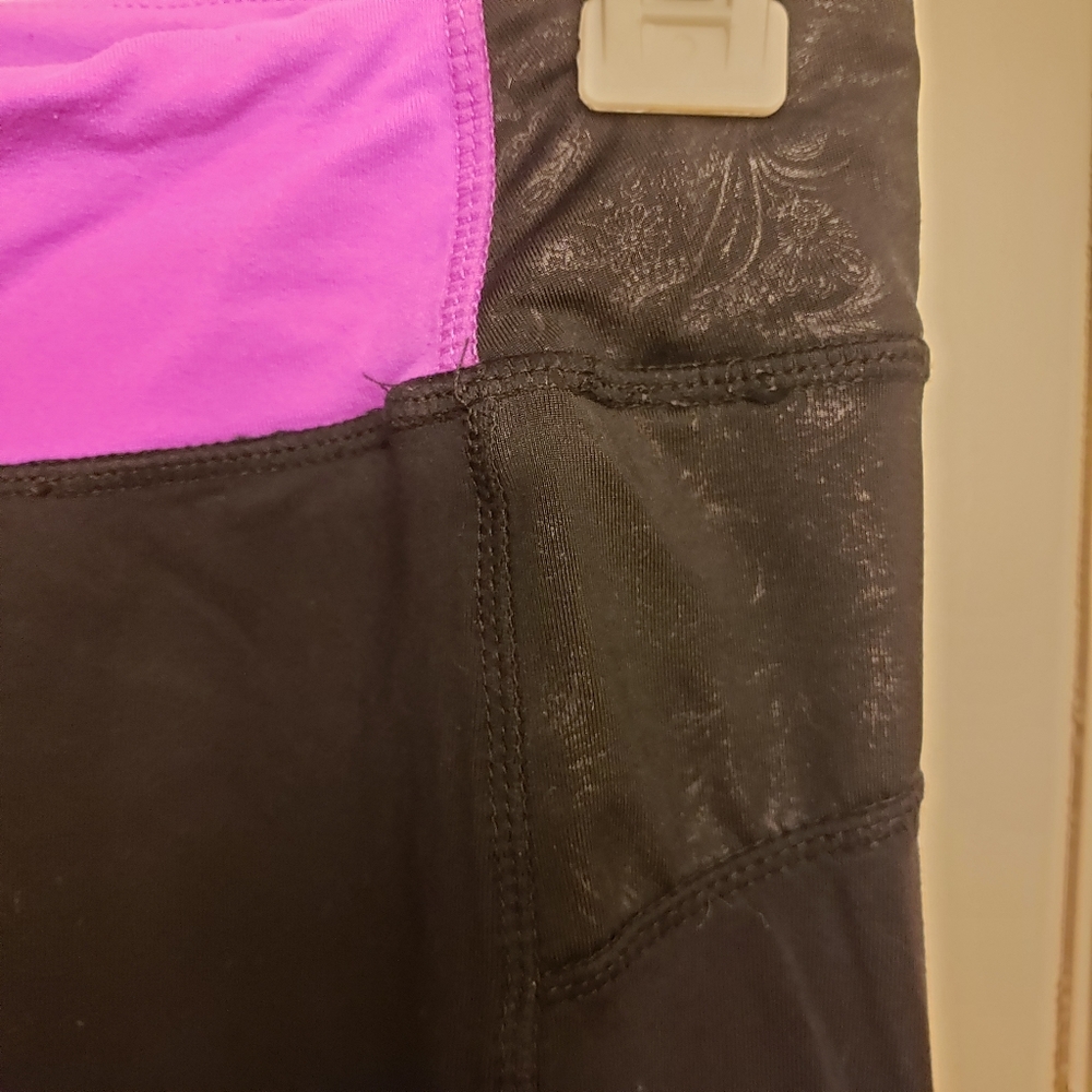 Kyodan Color Block Gloss Print Capri Legging Black - image 3